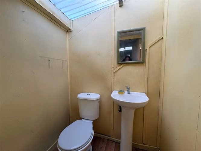 INVIERTE EN BARRIO SAN MIGUEL 4D 2B + CASA INTERIOR - Imagen 13