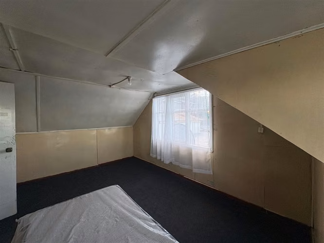 INVIERTE EN BARRIO SAN MIGUEL 4D 2B + CASA INTERIOR - Imagen 17