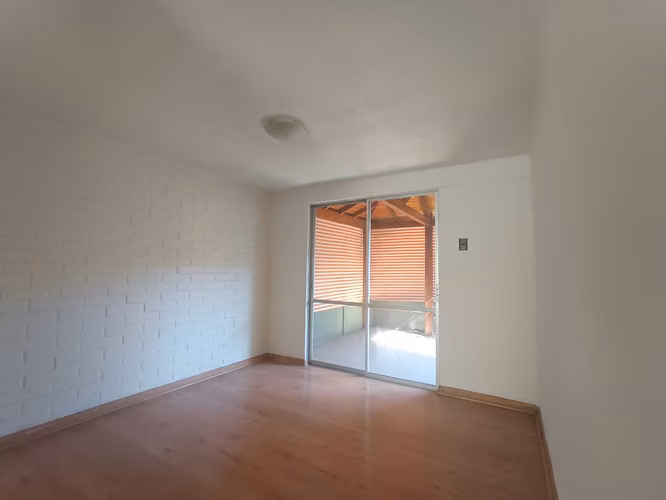 linda casa a paso de locomocion.