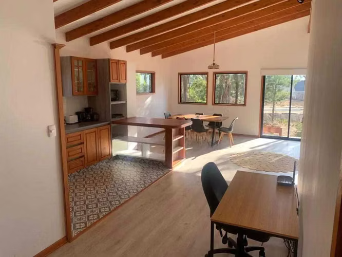 Hermosa casa remodelada con vista al mar (174512)