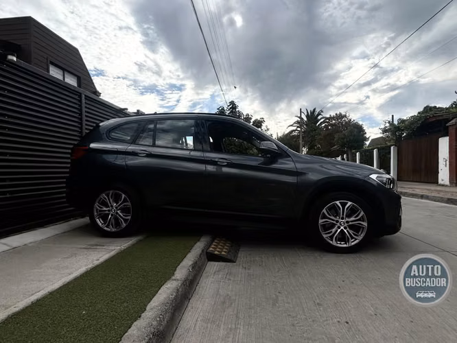 BMW X1 2.0 TURBO