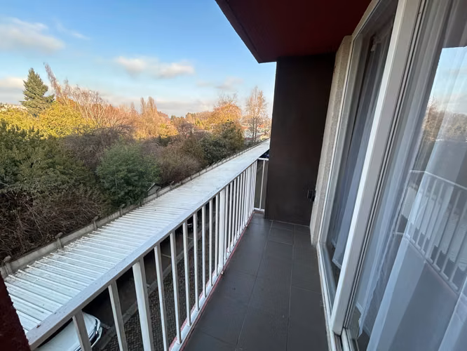 Departamento de 2dy2b cerca Clinica Los Andes (174643)