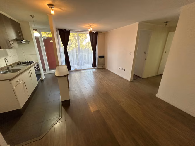 Departamento de 2dy2b cerca Clinica Los Andes (174643)