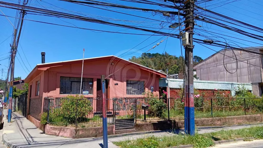 Casa esquina, cerca UBB, Gral Novoa (174658)