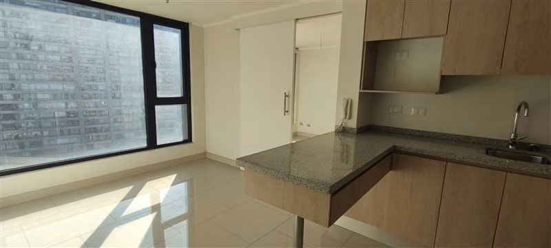 Departamento venta 2 dorm. Santiago / Bx y Bd Sta. Isabel - Imagen 2