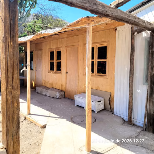 VENDO AMPLIA CASA SAN MIGUEL DE AZAPA