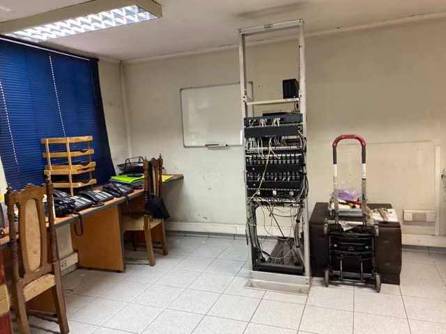 Local comercial y bodega con recepción final (121868)
