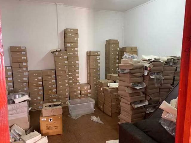 Local comercial y bodega con recepción final (121868)