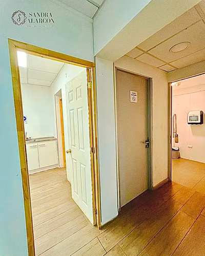 Arriendo Local Comercial frente a plaza de Parral