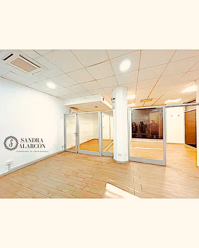 Arriendo Local Comercial frente a plaza de Parral