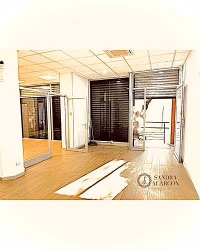Arriendo Local Comercial frente a plaza de Parral