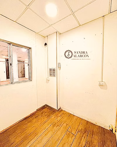 Arriendo Local Comercial frente a plaza de Parral