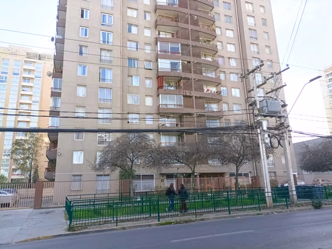 Av. Lo Ovalle con Gran Avenida. Metro Lo Ovalle (174672)