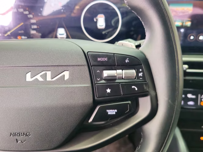 Kia Sportage 1.6T X-LINE FULL AWD 8AT 5P	 2026 - Imagen 20