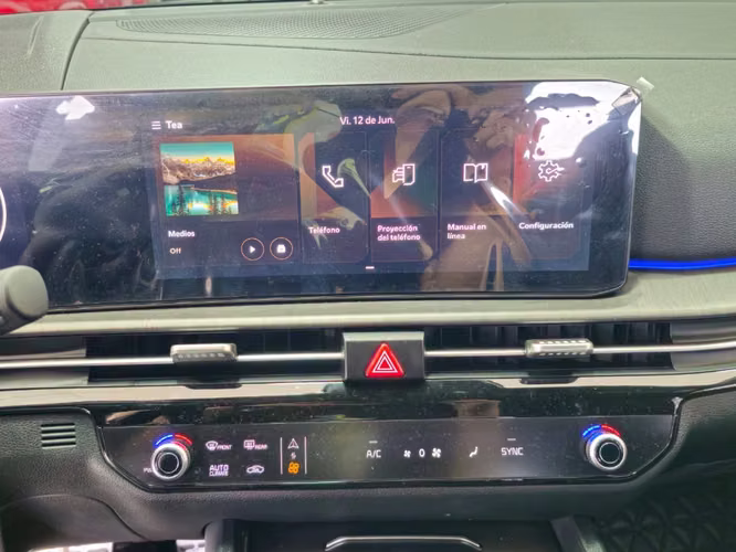 Kia Sportage 1.6T X-LINE FULL AWD 8AT 5P	 2026 - Imagen 19