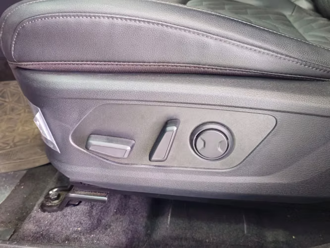 Kia Sportage 1.6T X-LINE FULL AWD 8AT 5P	 2026 - Imagen 15