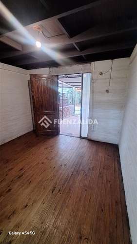 Casa en venta de 3 dorm. en La Florida