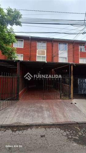Casa en venta de 3 dorm. en La Florida