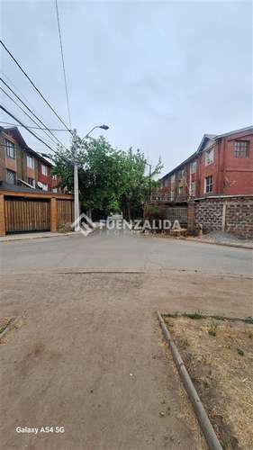 Casa en venta de 3 dorm. en La Florida