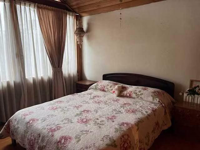 Amplia Casa con 5 Dormitorios (174680) - Imagen 19