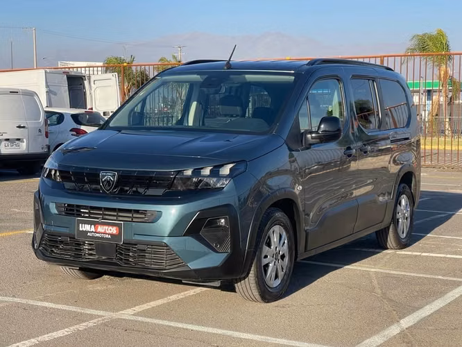 PEUGEOT RIFTER 2025