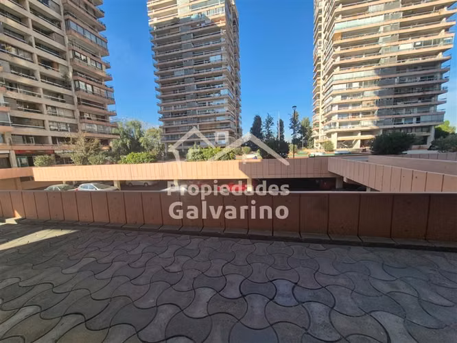 Departamento en venta de 3 dorm.2baños en Las Condes