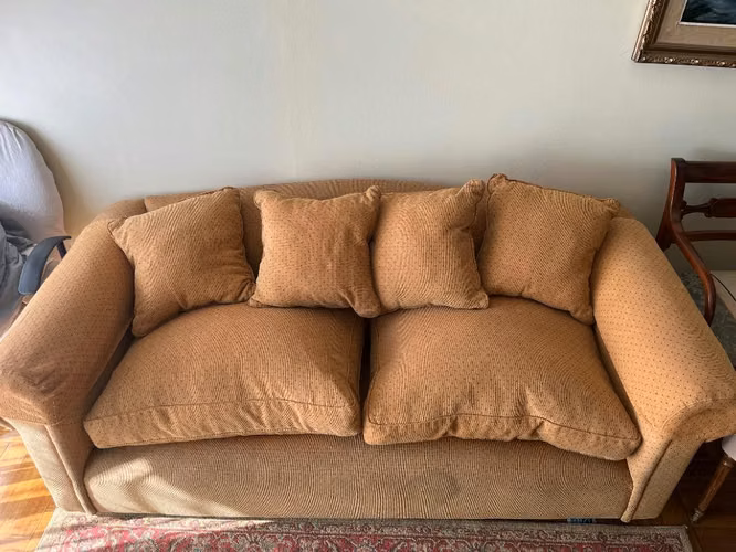 Conjunto de sillones + mesa de centro