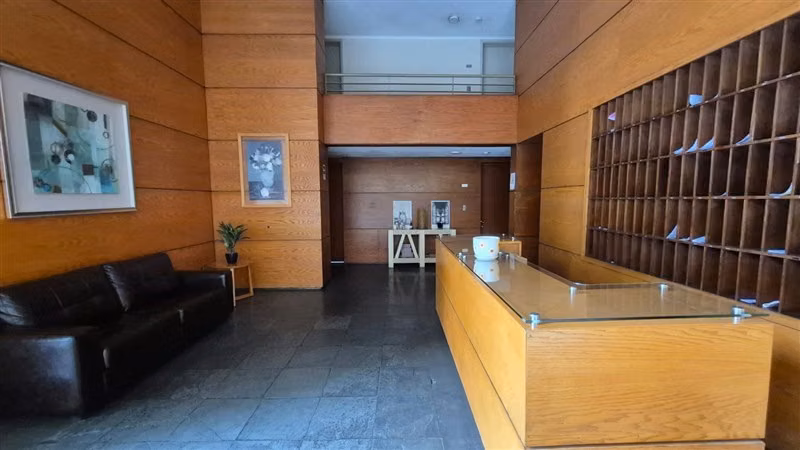 Departamento en arriendo de 2 dorm. 2 baños- 1E-1 Bodega