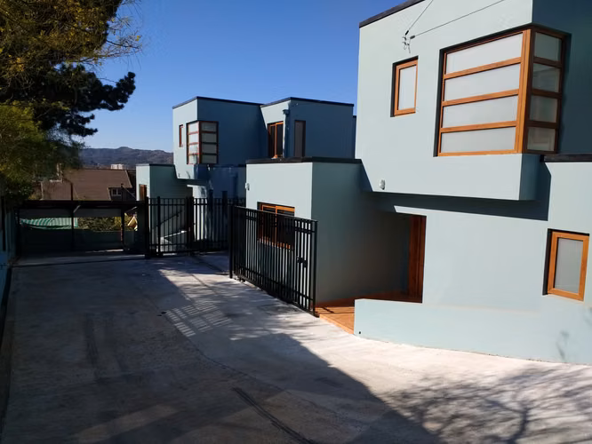 SE ARRIENDA EXCELENTE CASA N° 2 - CONDOMINIO SN BENITO – QUILPUÉ.