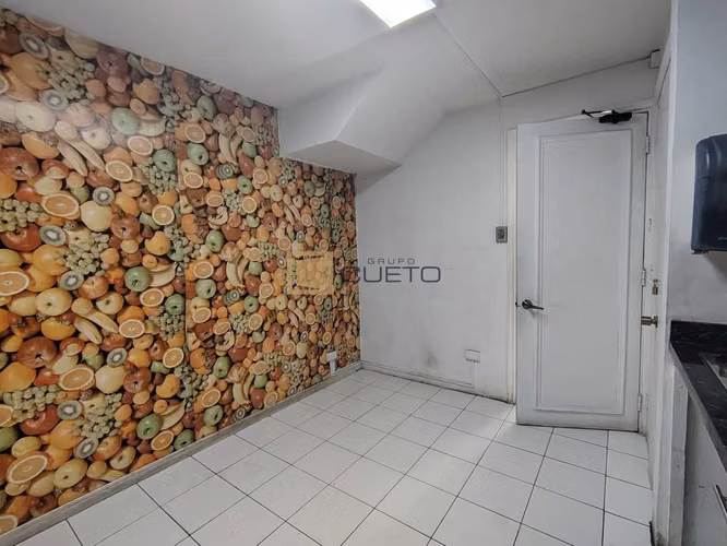 Local Comercial en arriendo en Pleno Centro de Viña del Mar.