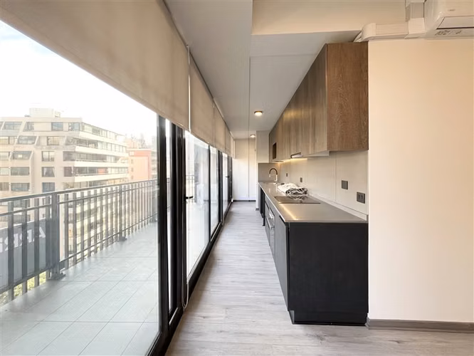 Departamento en arriendo de 2 dorm. en Las Condes - Imagen 2