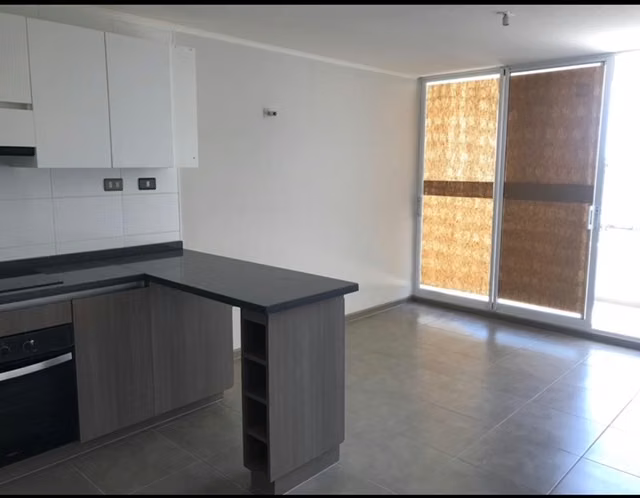 ARRIENDO DEPTO. 1 DORMITORIO AVENIDA IQUIQUE