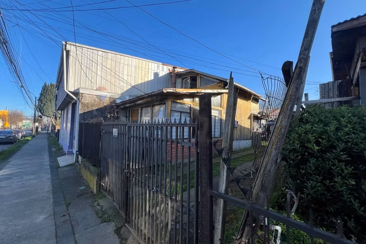 Terreno eje zenteno, balmaceda y caupolicán