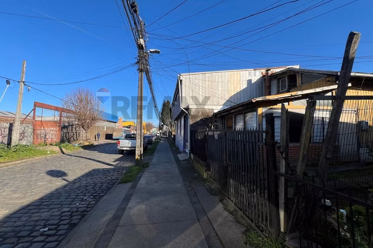 Terreno eje zenteno, balmaceda y caupolicán