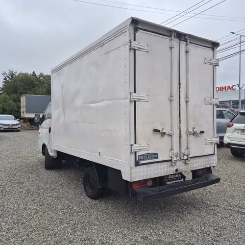 HYUNDAI PORTER 2012