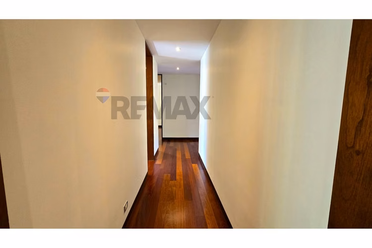 Condominio exclusivo, pocos departamentos