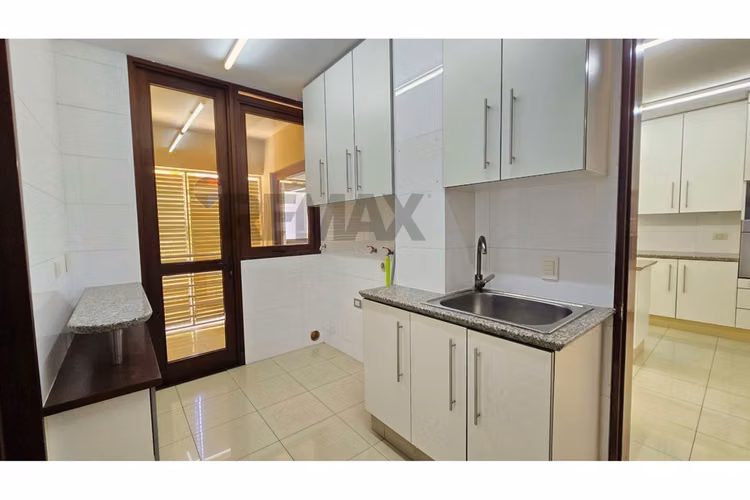 Condominio exclusivo, pocos departamentos