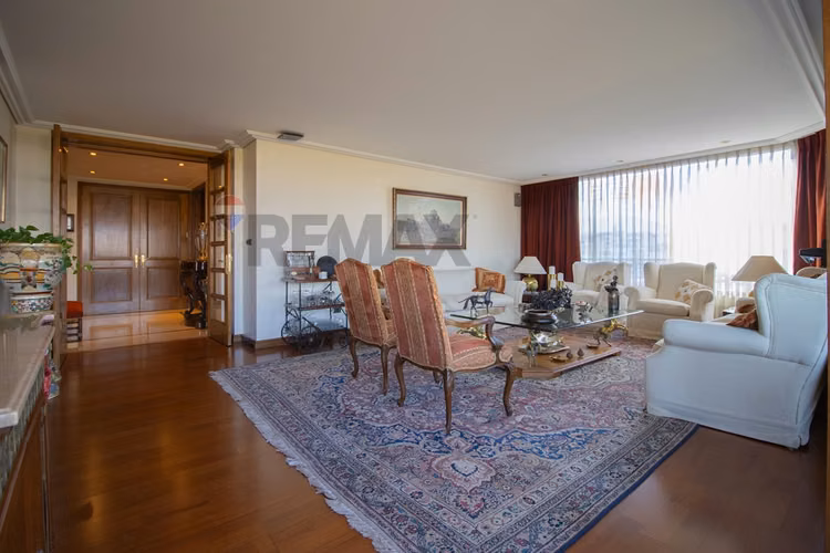 Departamento con vista club de golf - vitacura