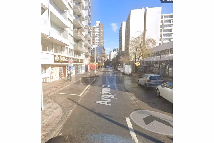 Depto. 2d y 2b, con estacionamiento