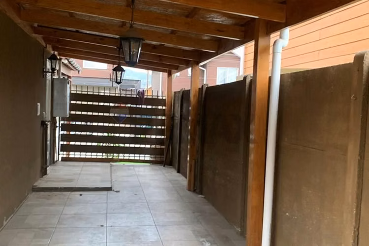 Casa 2 pisos -condominio mirador vizcachas
