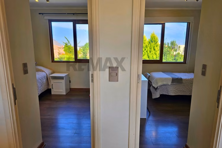 Venta en piedra roja, chicureo, impecable.