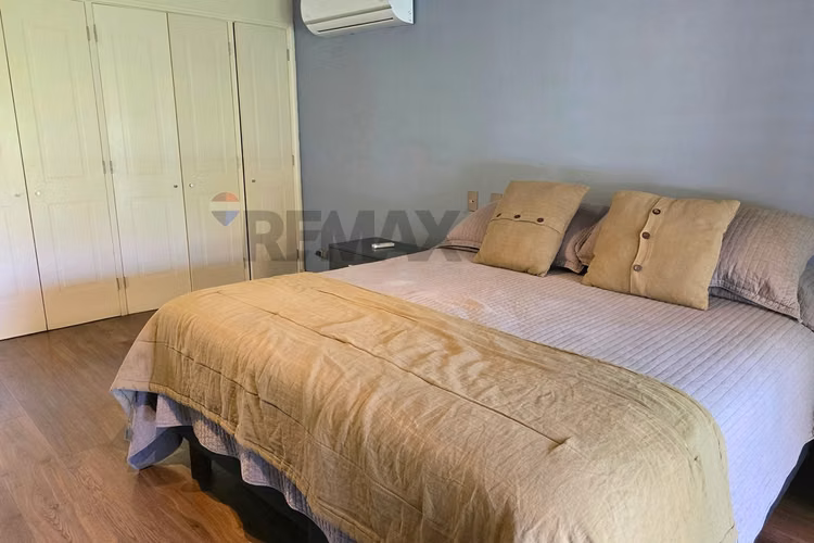 Venta en piedra roja, chicureo, impecable.