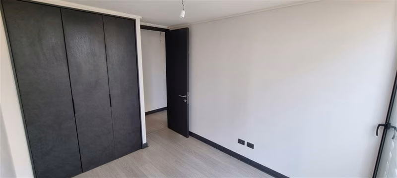 Departamento en arriendo de 3 dorm. en San Joaquín