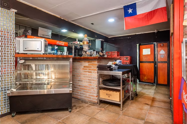 "restaurante en venta en el centro de quilicura"