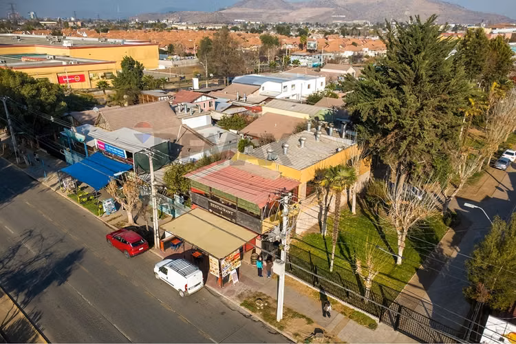 "restaurante en venta en el centro de quilicura"