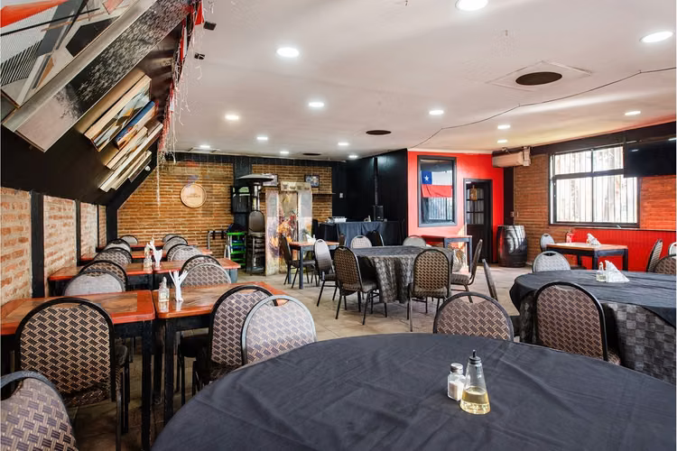 "restaurante en venta en el centro de quilicura"