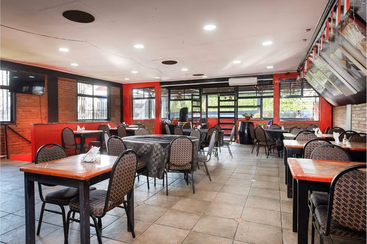 "restaurante en venta en el centro de quilicura"