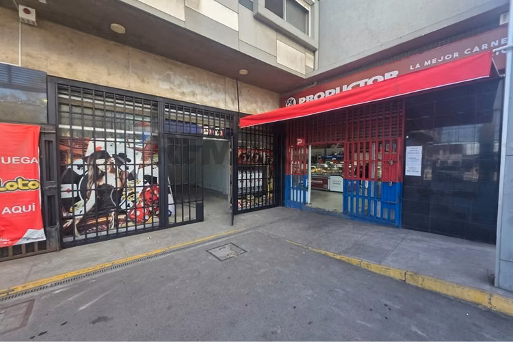 Arriendo comercial en esquina grecia con molineros