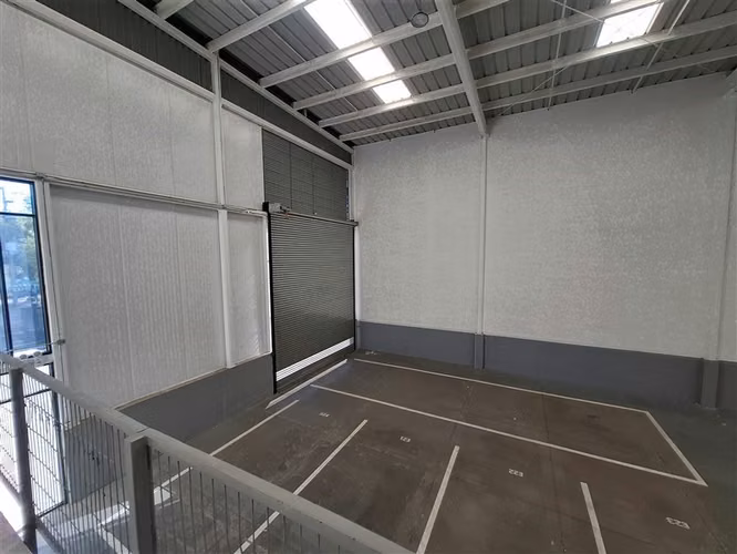 916 m2 y 188,7m2 oficinas x habilitar 2 pisos. 5 Est 3. - Imagen 11