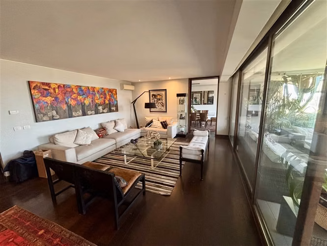 Departamento en arriendo de 3 dorm. en Vitacura